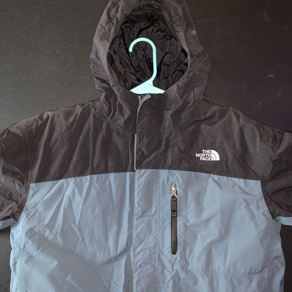 THE NORTH FACE WINTER COAT SEND ME AN OFFER